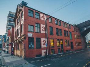 Spacious Studio Apartment In Manchester Centre