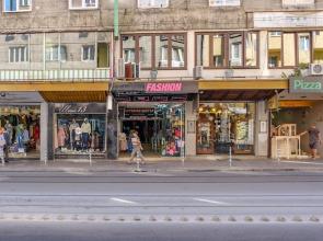 FM Deluxe 2-BDR Apartment - Springtime