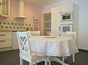 Little Suite - Victor