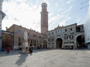 in Verona With 3 Bedrooms and 3 Bathrooms