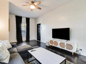 Jefferson Rental Room 2