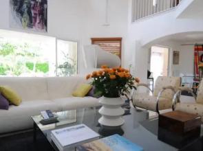 Design and Luxe Mougin Summer Villa