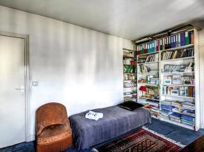 Rustic 3-bdr Family Apartment in Canal St. Martin