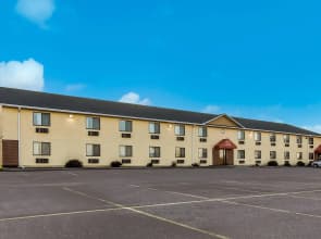 Econo Lodge Inn & Suites Yankton