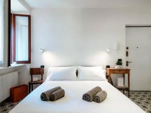 Cesare 22 In The Old Town By House Of Travelers