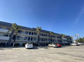 Days Inn By Wyndham Ontario Airport