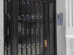 Acogedor, de Diseño Moderno en Zona Antigua