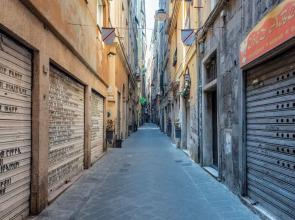 Excellent 2-bed flat in Genoa's Old Town