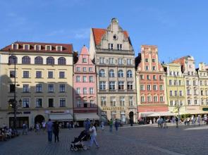 Kotlarska 17, Main sq