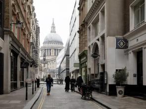 Bob W St Pauls London