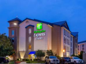 Holiday Inn Express Chicago Midway Airport