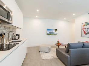 VHC Luxury Apartments 538 Apt. #202