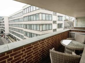 Bright 2-Bed Flat Near St Paul’S