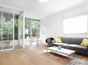 Light Ivory by HolyGuest