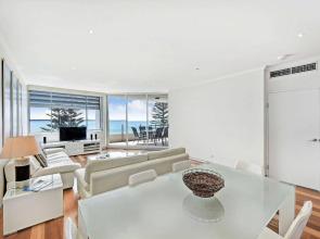 Sandcastle Apartments