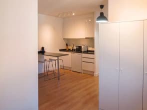Cozy & Convenient Studio near Airport