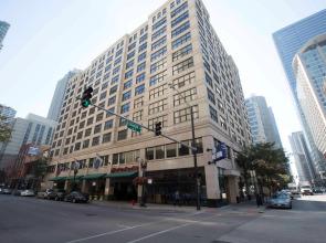 Hampton Inn & Suites Chicago Downtown