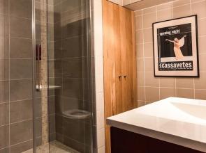 Just Renovated 138m2 On The Seine