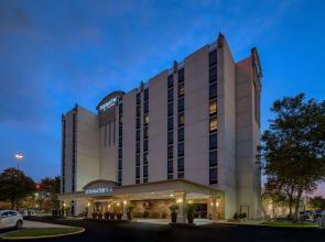 Doubletree by Hilton Philadelphia Airport