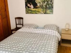 PRIVATE GARDEN in the center of Fontainebleau