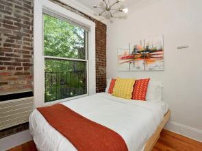 Charming 3-bedroom Apartment in Midtown West