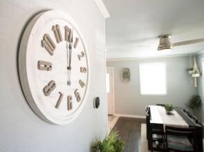 Walk to the Silos! 3 Bed 1960's Bungalow near Baylor