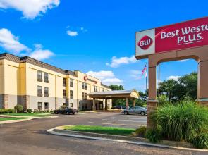 Best Western Plus Mishawaka Inn