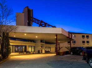 Sinbad's Hotel & Suites