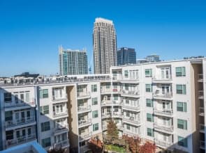 Atlantic 1 BR Apt w/ Balcony & Pool by Frontdesk