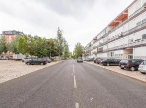 GuestReady - Peaceful One Bedroom Abode in Idyllic Estoril