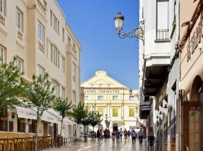 Del Parque Flats - Alvarez