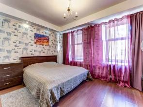 Apartments Bud kak doma on embankment Kanala Griboedova, bld. 12, f.42