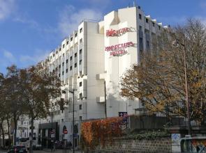 Ibis Paris Montmartre Sacré-Coeur Hotel