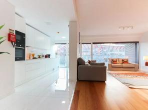 Benfica Lux Terrace by Homing