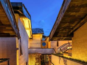 Shangri-La Karesansui Hotel