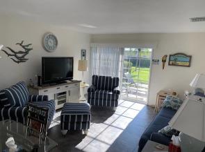 Jamaica Royale - 021 - 1 Br Condo