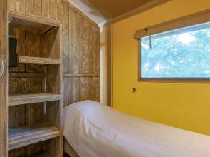 Comfortable Safari Tent in De Maasduinen