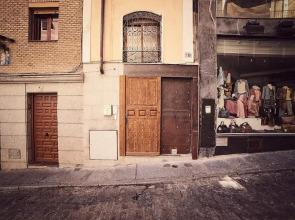La Balconada de Toledo by Toledo AP
