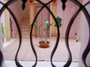 Life Apartments Giralda Suites