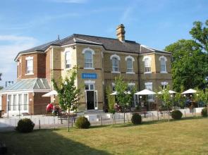 Gatwick Cambridge Hotel