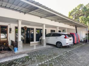 Elpeka Dua Residence By OYO Rooms