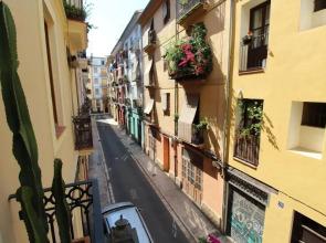 Piso en el Carmen cerca del Mercado Central
