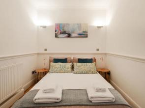 Cavendish - By Sojourn