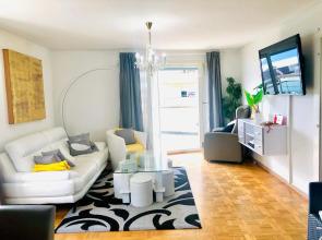 Lake & Mountain View Apartment I 27