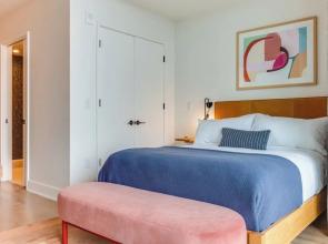 The Natiivo by AvantStay – Modern High-Rise with Rooftop Pool & Skyline Views