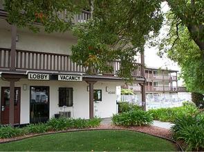 E-Z 8 Motel Old Town