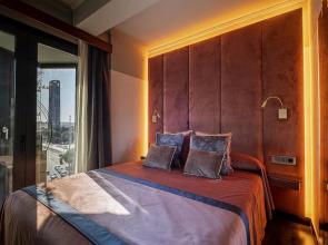 On Suites Sevilla Apartments designed for adults