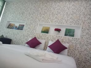 JPS Guest House