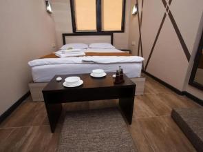 WOW Guest house in apartment 141