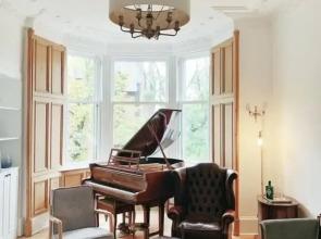 Oakshaw Apartment - Elegant Rustic Apartment in City Centre